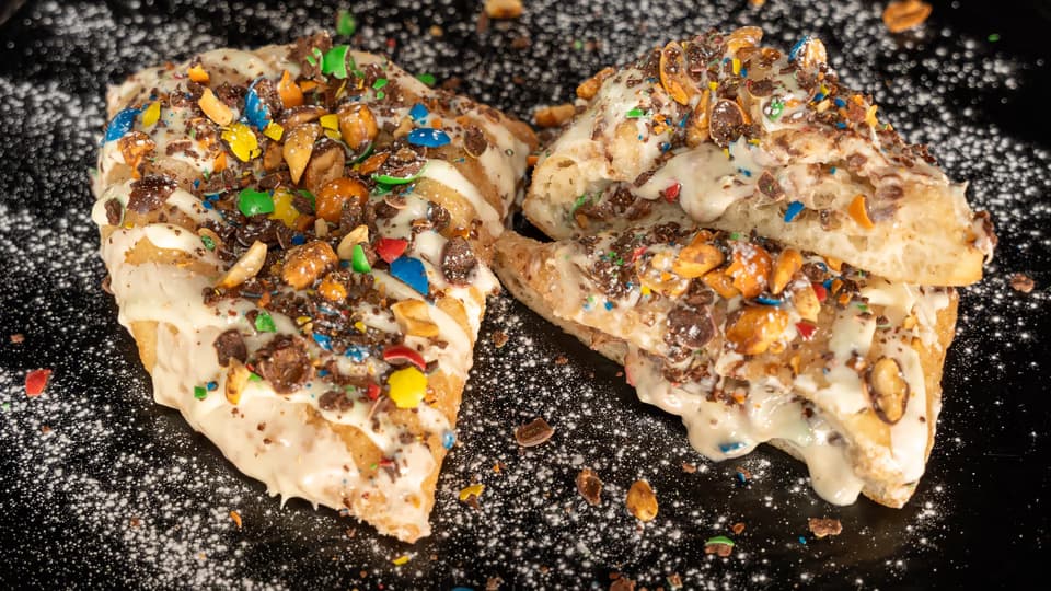 M&M's & White Chocolate Paradiso